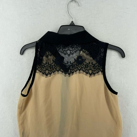 Forever 21 Crop Top Womens Sz S Black Contrast Cream Lace Neck Button Knot Hem - Picture 7 of 10